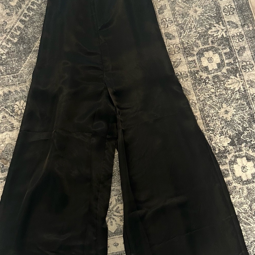 Athleta Black Wide-Leg Jumpsuit with V-Neckline - Picture 2 of 3